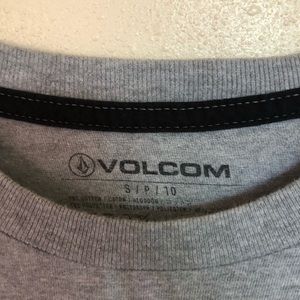 Volcom Tops - Volcom Crop Tee Volcom Tops - Volcom Crop Tee